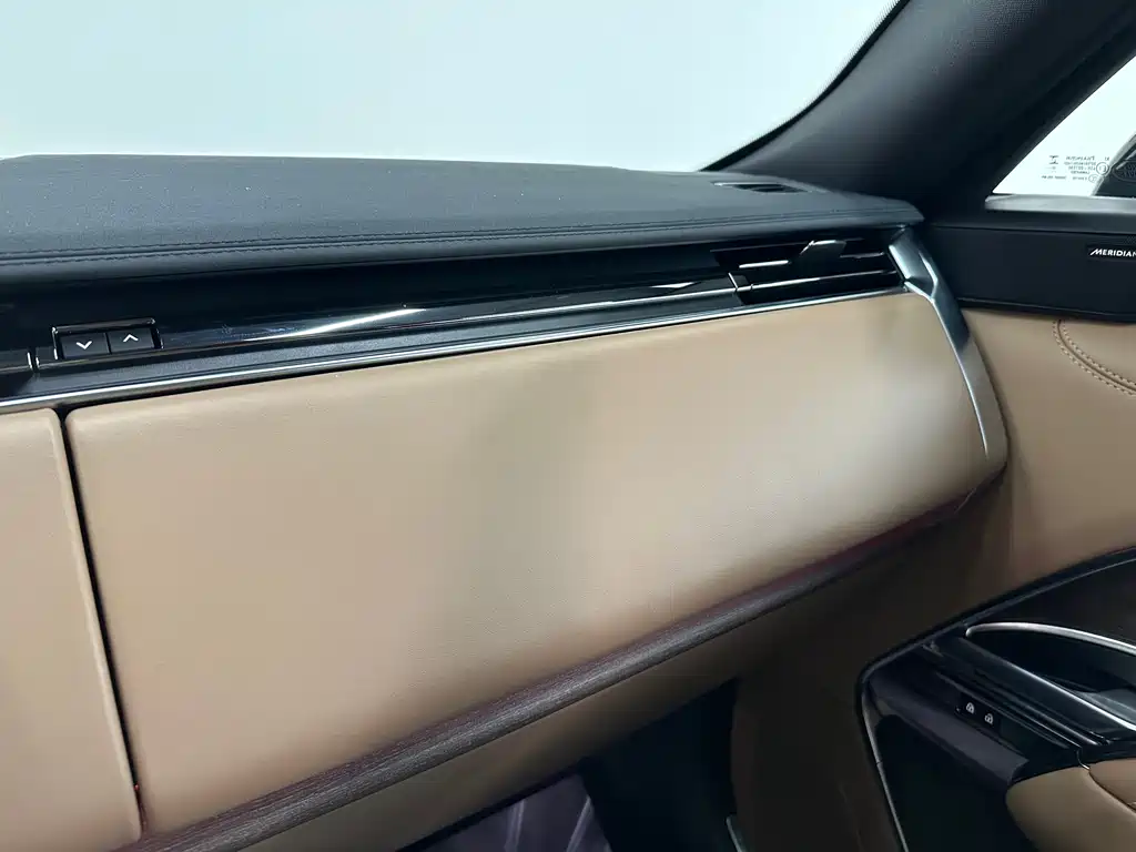 Land Rover Range Rover 2024 — фото 13