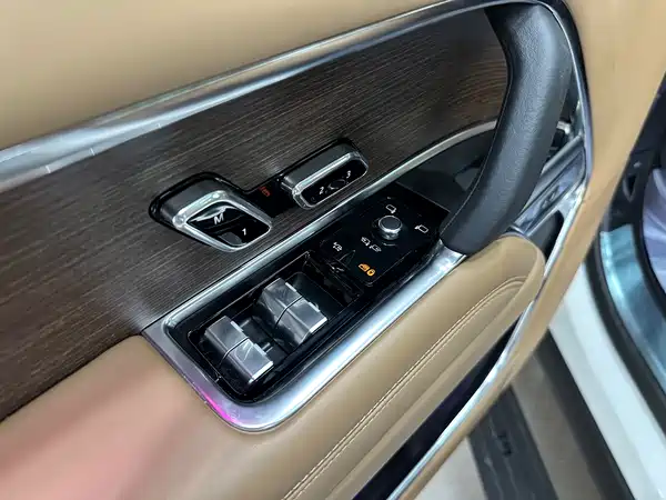 Land Rover Range Rover 2024