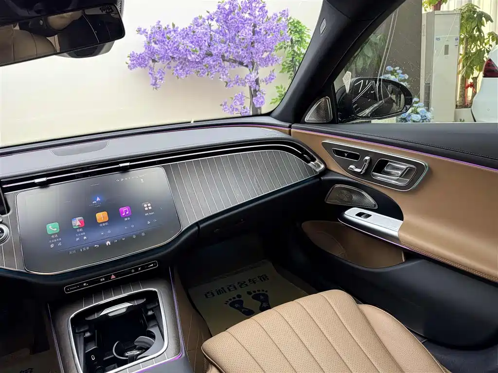 Mercedes-Benz E-Class 2025 — фото 17