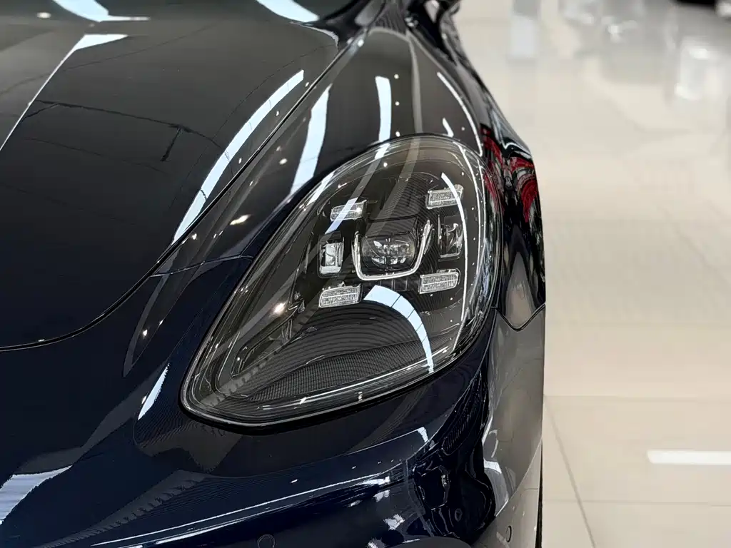 Porsche Panamera 2019 — фото 3