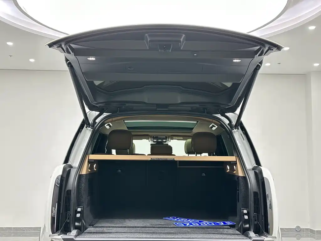 Land Rover Range Rover 2025 — фото 23