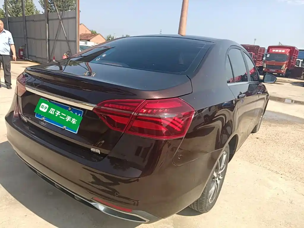 Geely Emgrand 2020