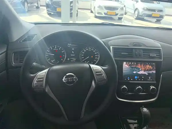 Nissan Tiida 2024