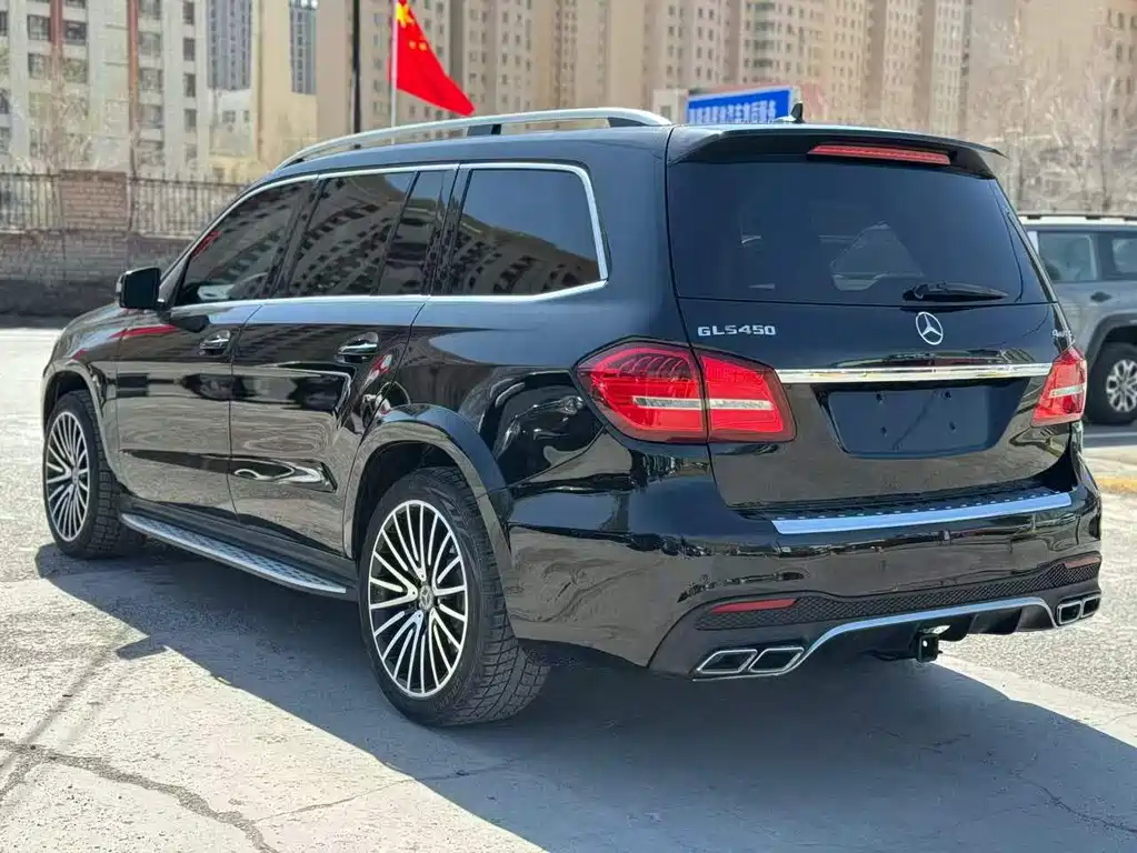 Mercedes-Benz GLS 2017 — фото 7