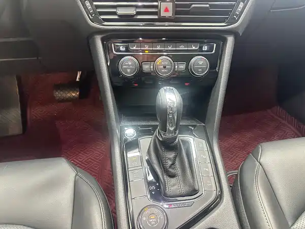 Volkswagen Tharu 2020