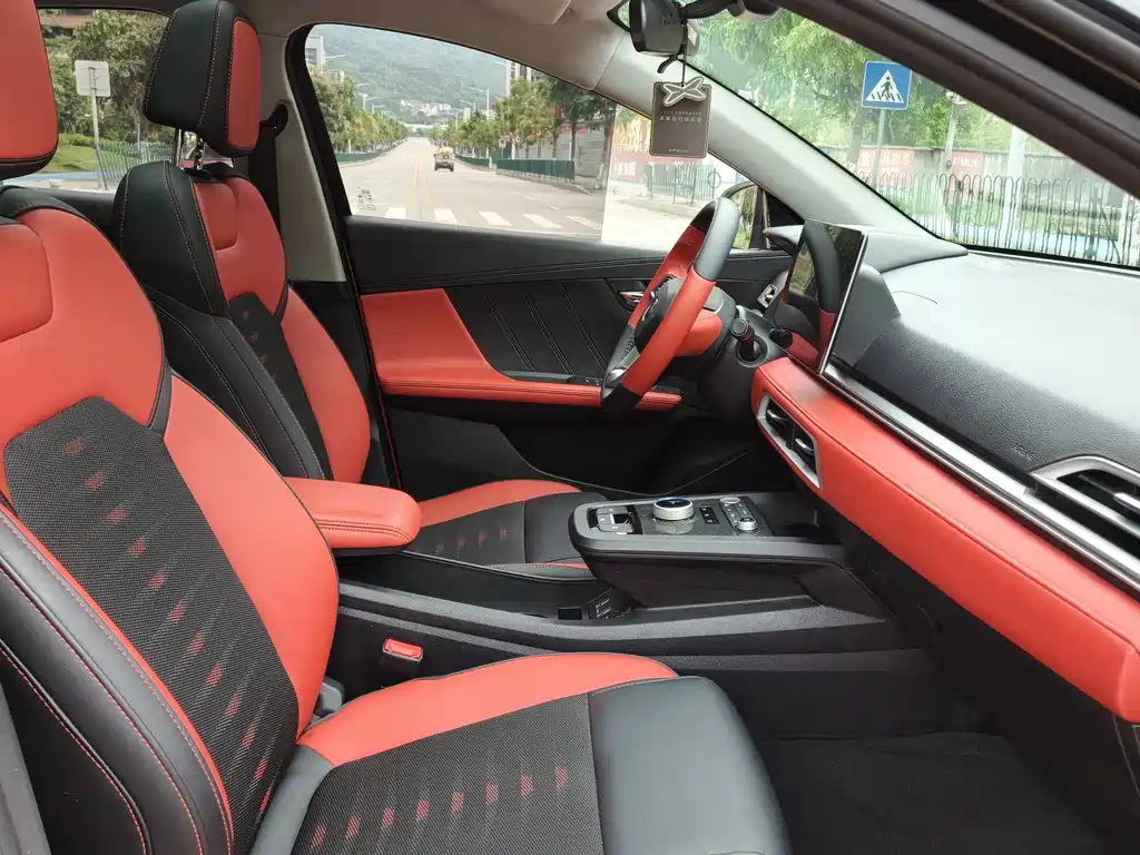 BYD e2 2021