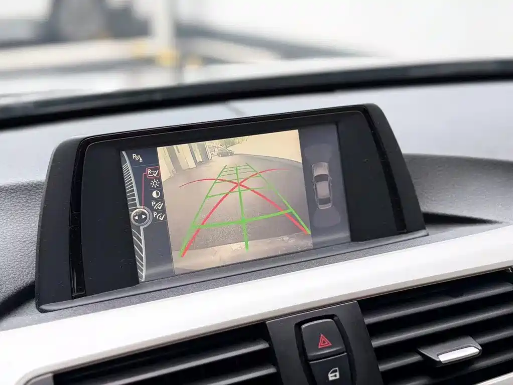 BMW 3 Series 2014 — фото 11