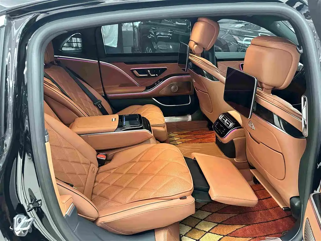 Mercedes-Benz Maybach S-Class 2022 — фото 14