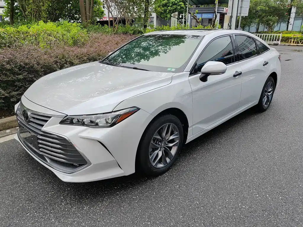 Toyota Avalon 2022