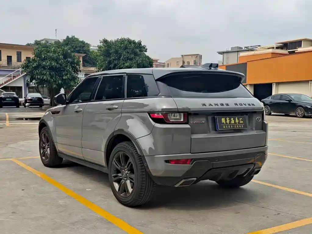 Land Rover Evoque 2018 — фото 4