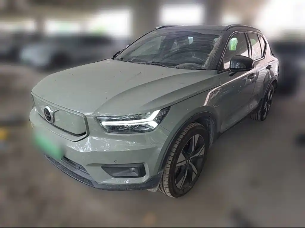 Volvo XC40 New Energy 2021 — фото 14