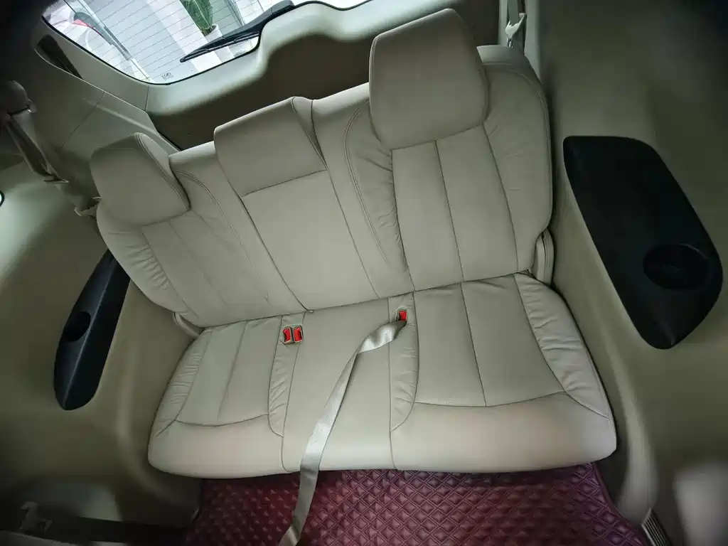 Buick GL8 2016 — фото 10
