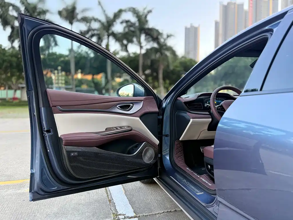 BYD Seal 2023 — фото 11