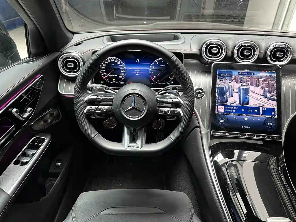 Mercedes-Benz GLC AMG 2025 — фото 13