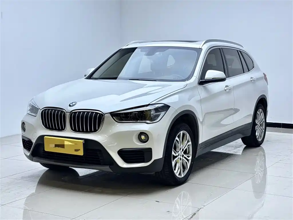 BMW X1 2019 — фото 1
