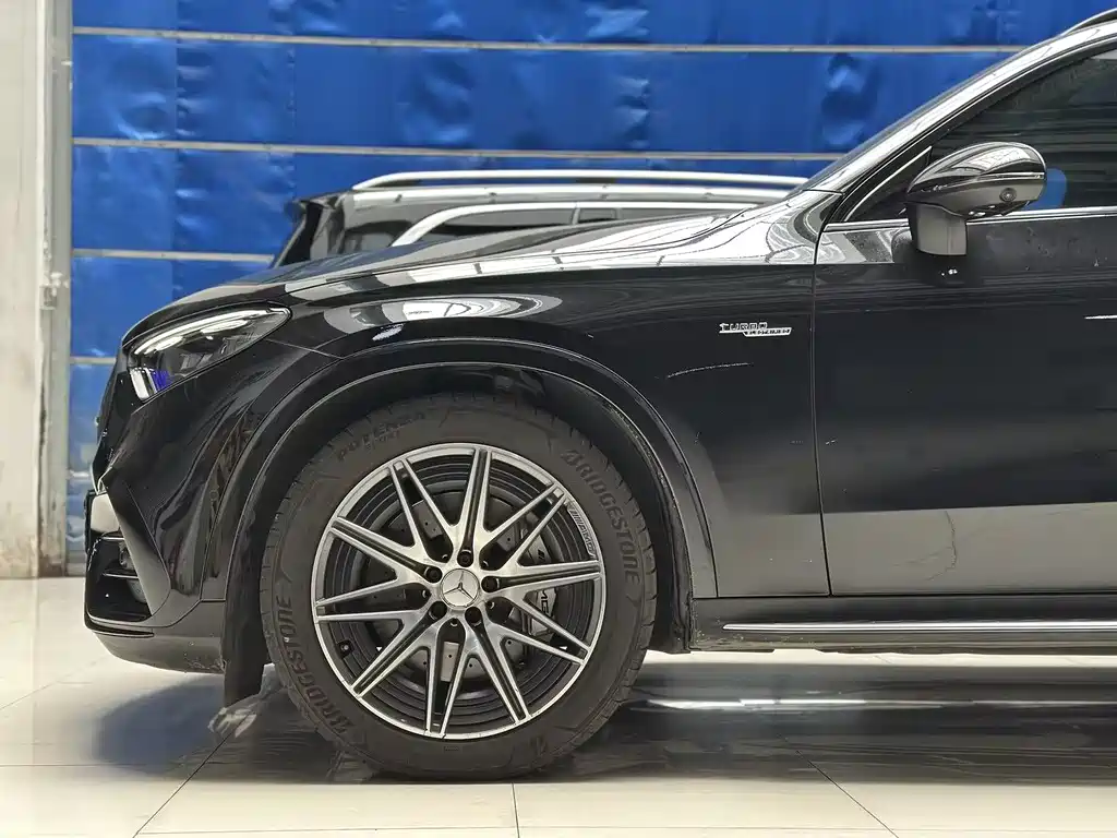 Mercedes-Benz GLC AMG 2025 — фото 18
