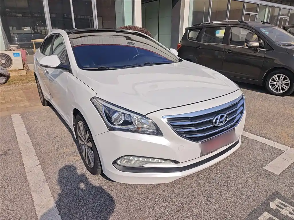 Hyundai Mistra 2015 — фото 3