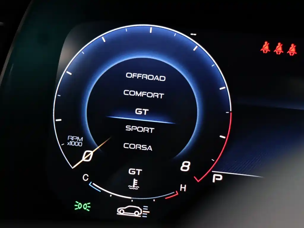Maserati Grecalegrecale 2024 — фото 13