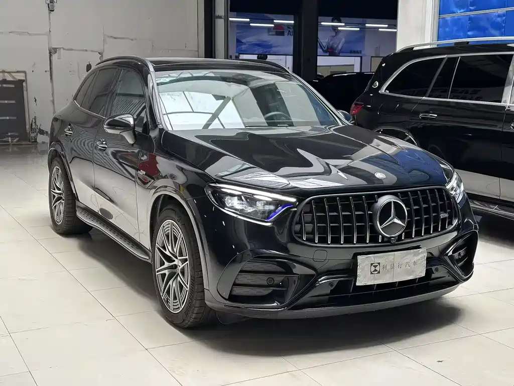 Mercedes-Benz GLC AMG 2025