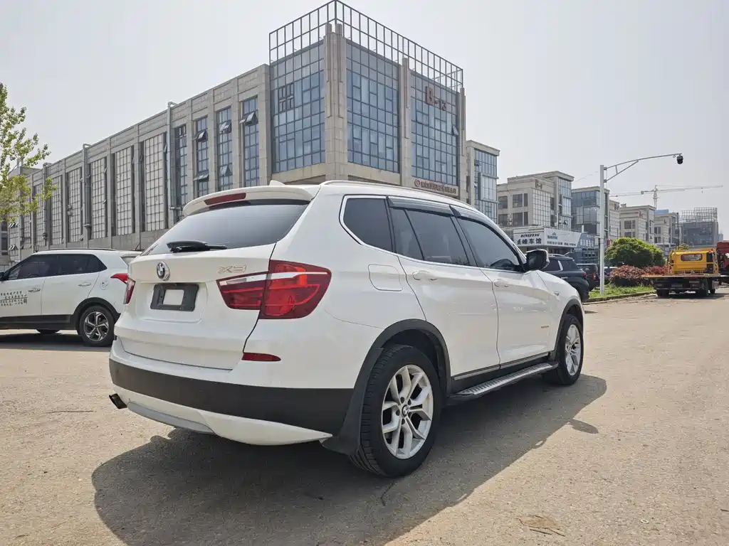 BMW X3 2012 — фото 15