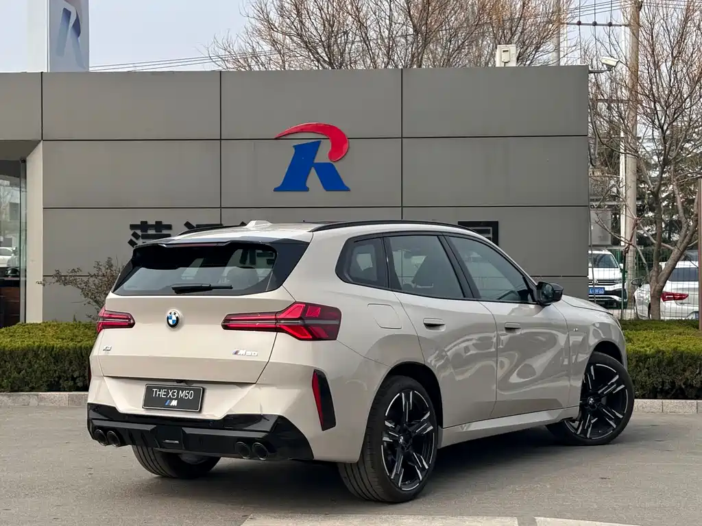 BMW X3 M50 — фото 11
