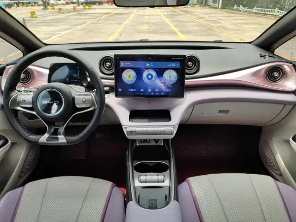 BYD Dolphin 2022