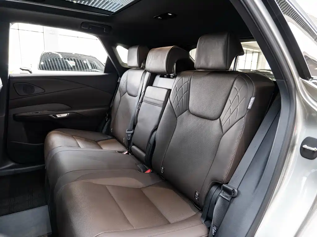 Lexus RX 2025 — фото 12