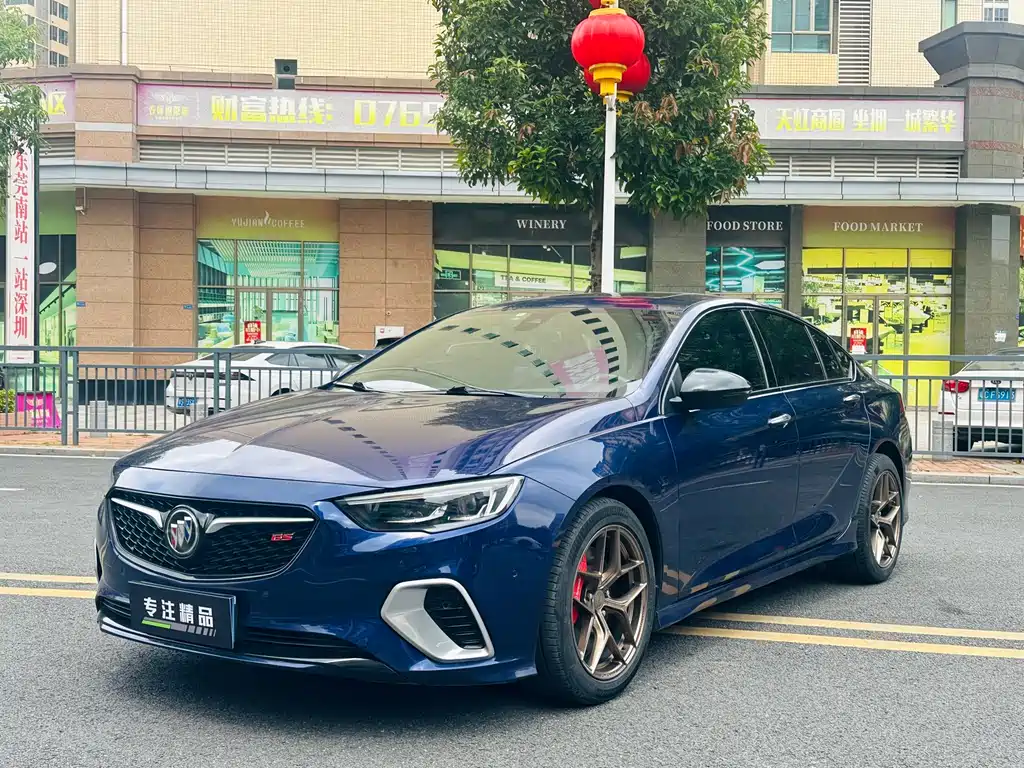 Buick Regal 2018 — фото 1