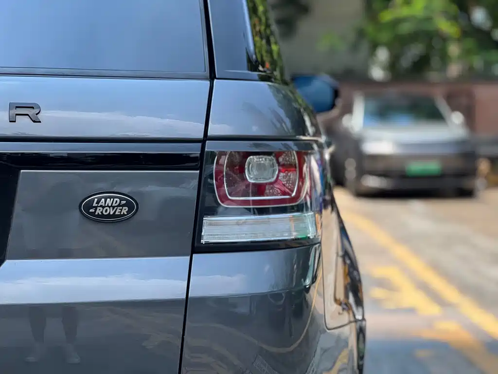 Land Rover Sport 2013 — фото 18
