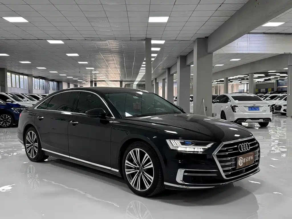 Audi A8 2022