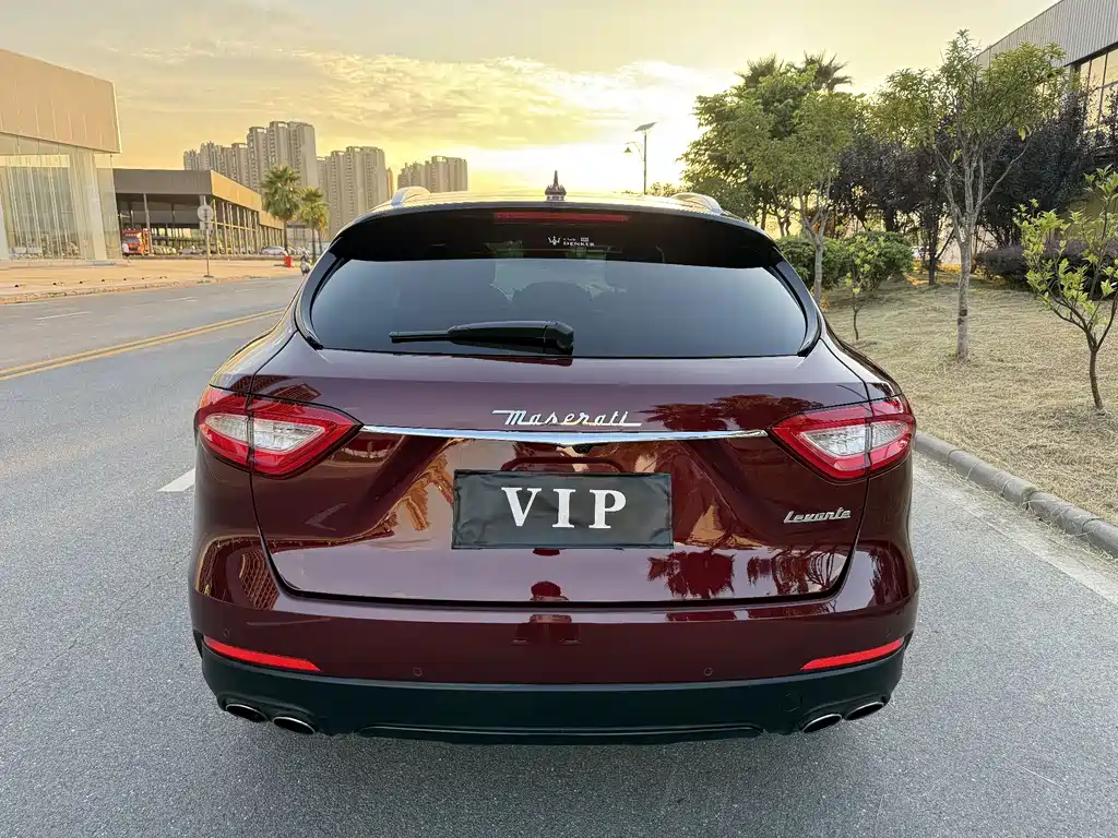 Maserati Levante 2017 — фото 3