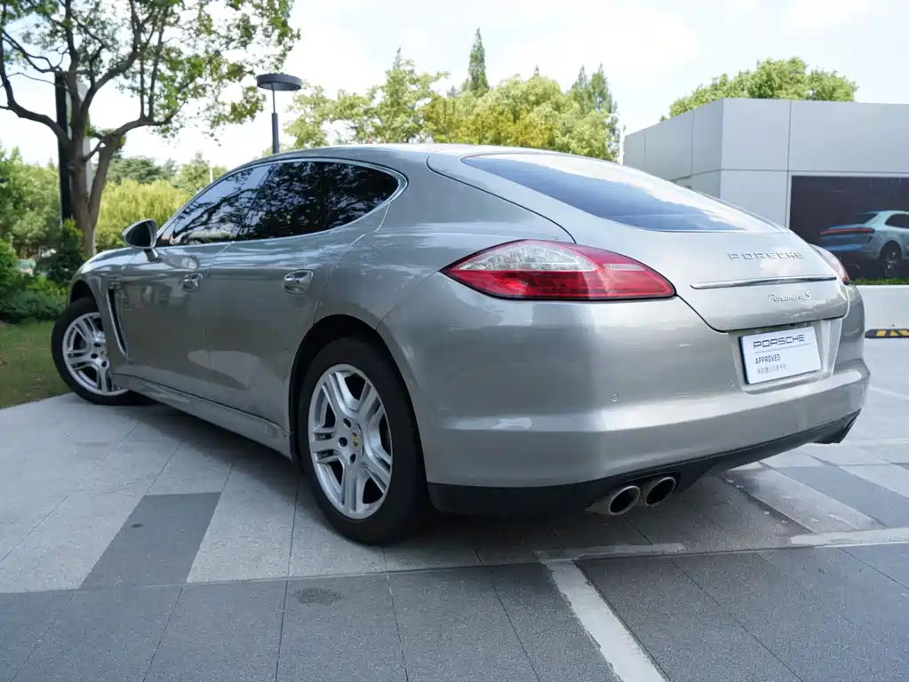 Porsche Panamera 2010 — фото 16
