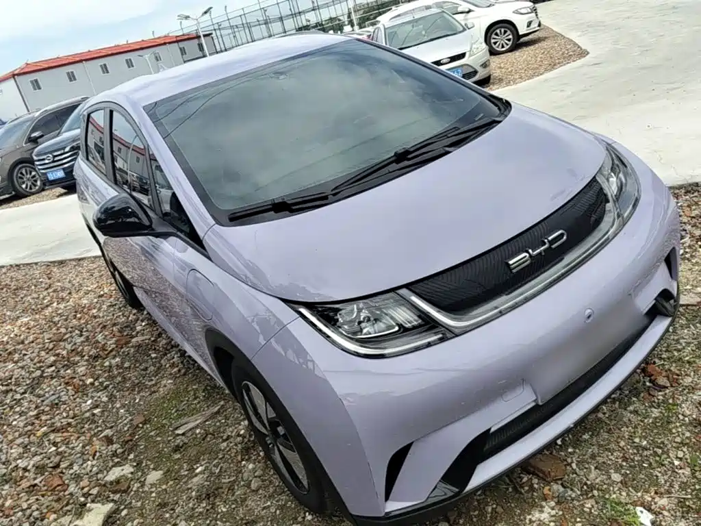 BYD Dolphin 2023