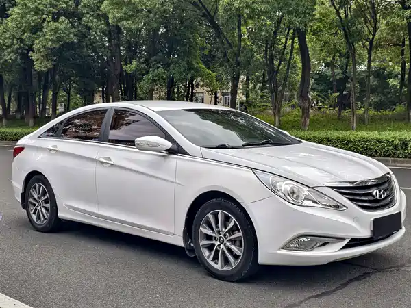 Hyundai Sonata 2013