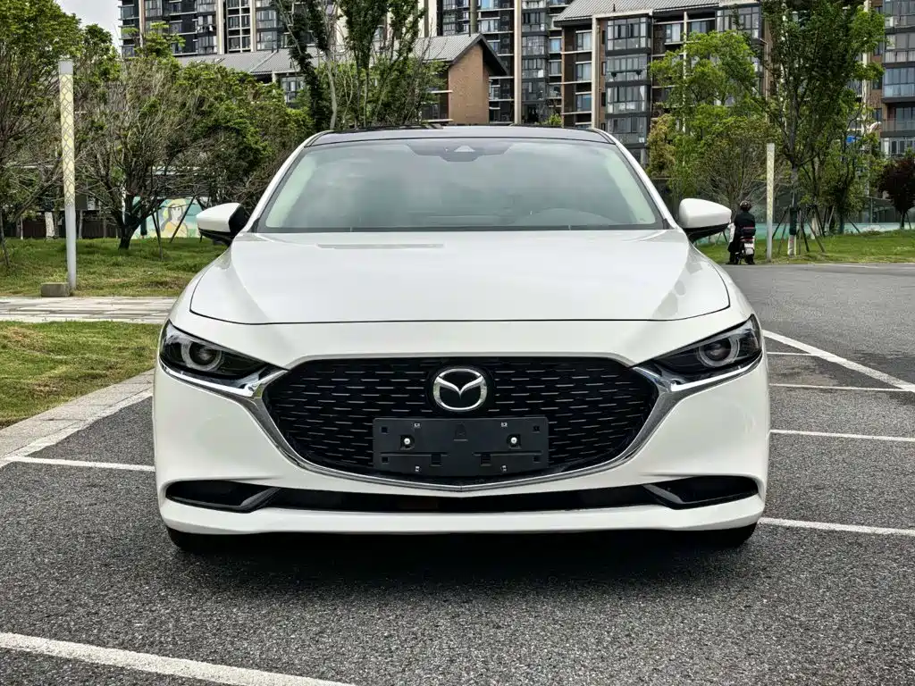 Mazda 3 Angkesela 2022