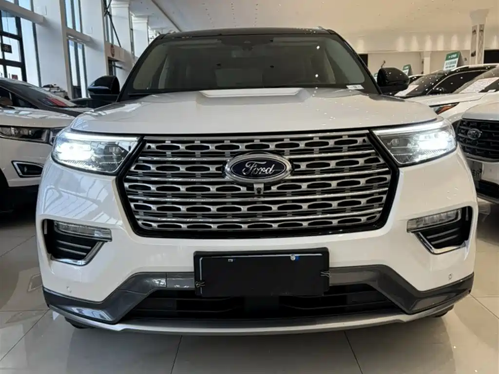 Ford Explorer 2021 — фото 9
