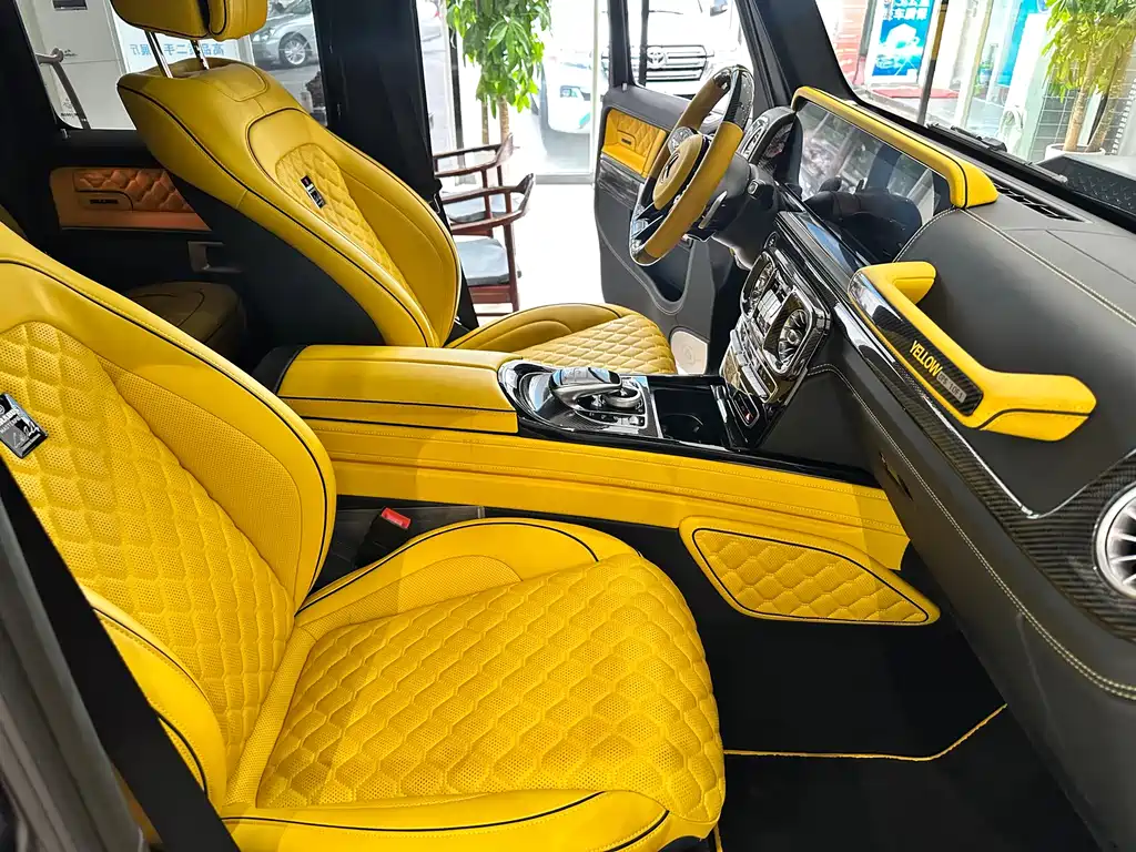 Mercedes-Benz G-Class 2023 — фото 14