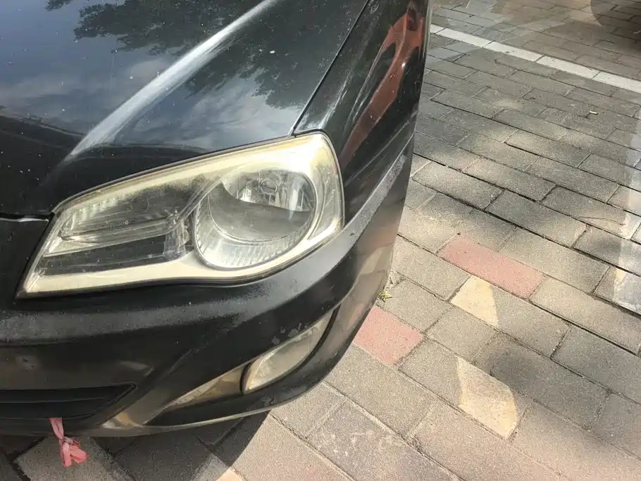 Hyundai Elantra 2012