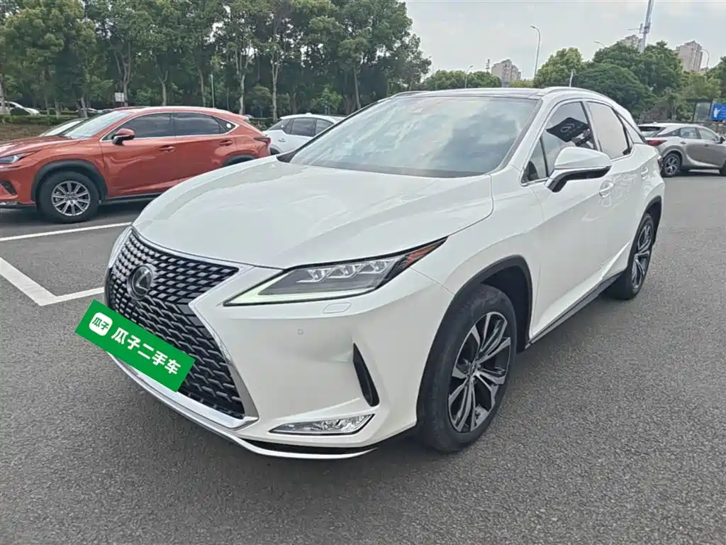 Lexus RX 2021 — фото 1