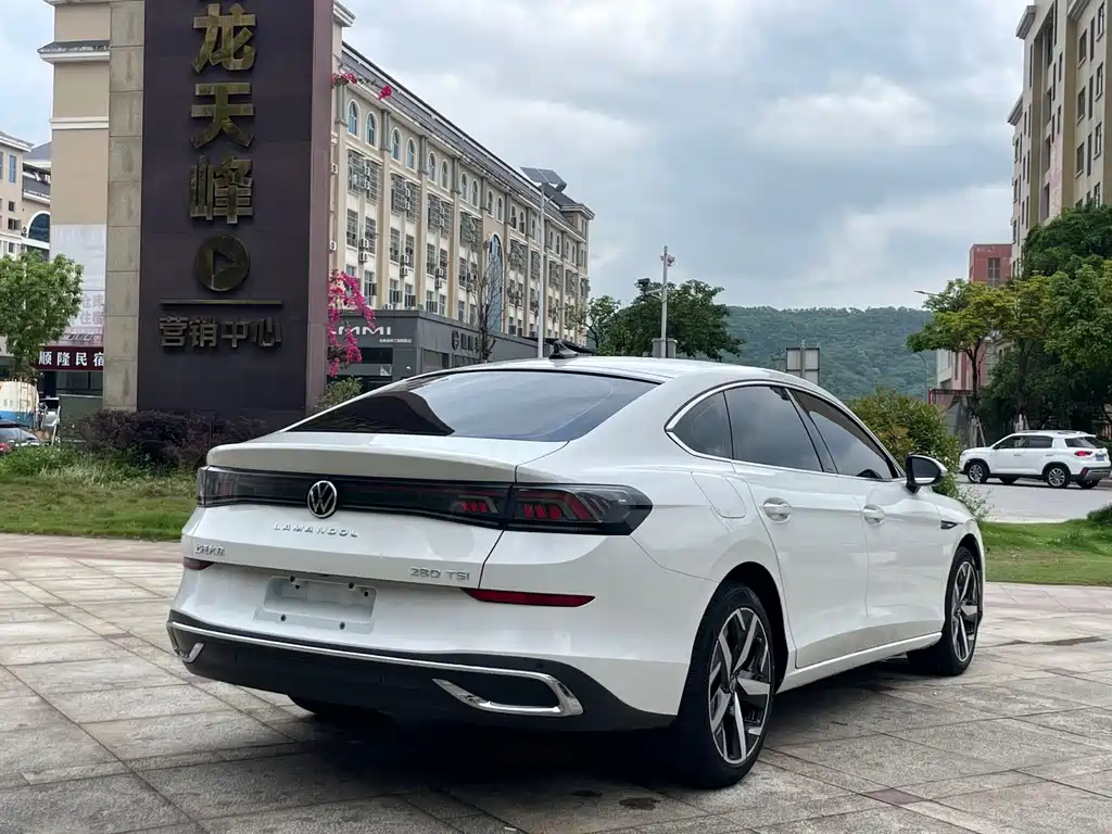 Volkswagen Lamando 2023