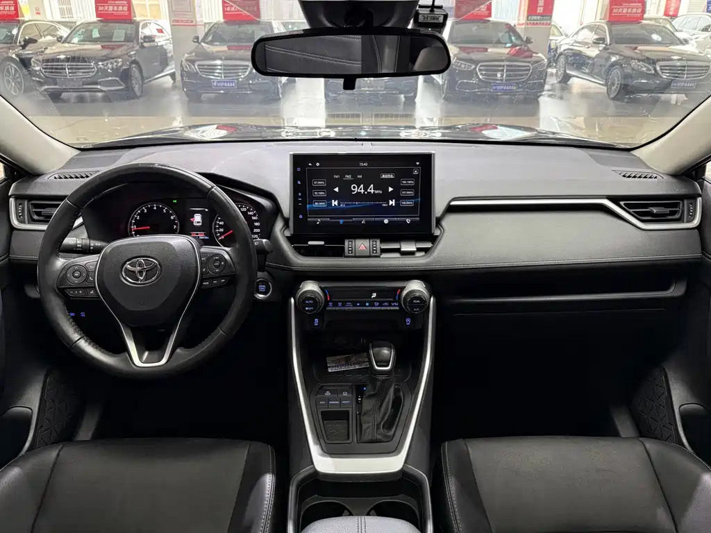 Toyota Wildlander 2024 — фото 10