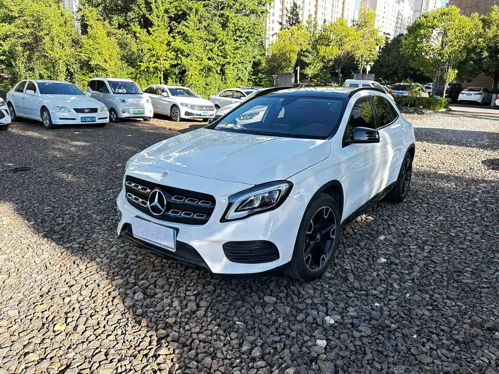 Mercedes-Benz GLA 2019
