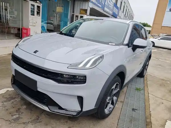 Lynk & Co 06 EM-P 2022