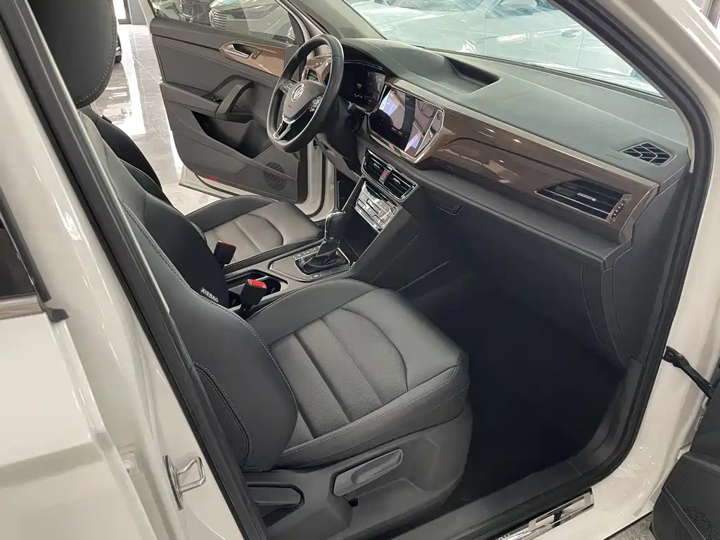 Volkswagen Tuyue 2022
