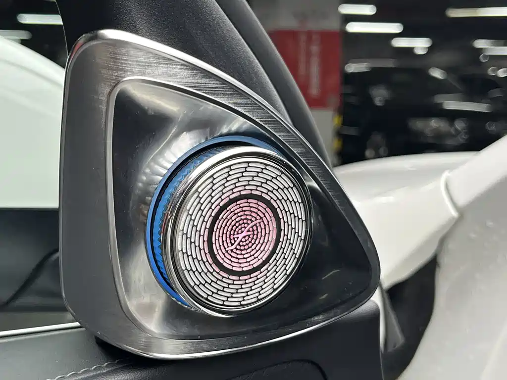 Mercedes-Benz C-Class 2022 — фото 16