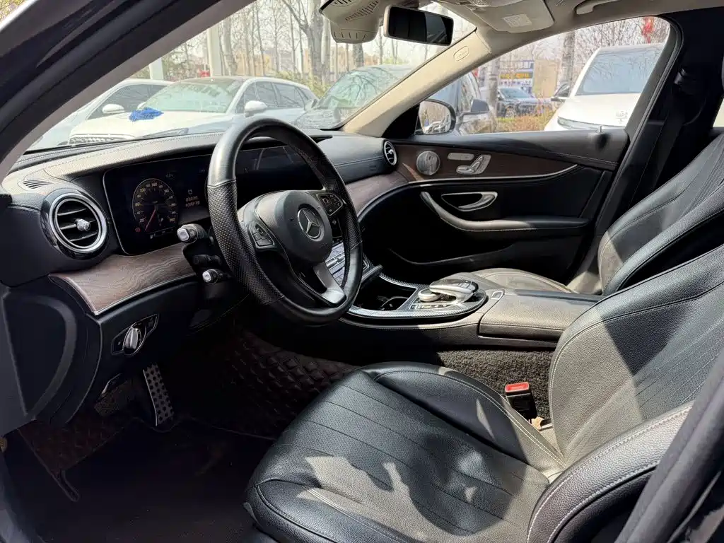 Mercedes-Benz E-Class 2017