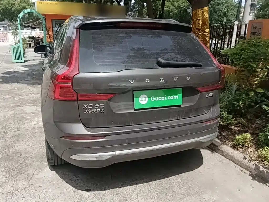 Volvo XC60 2022