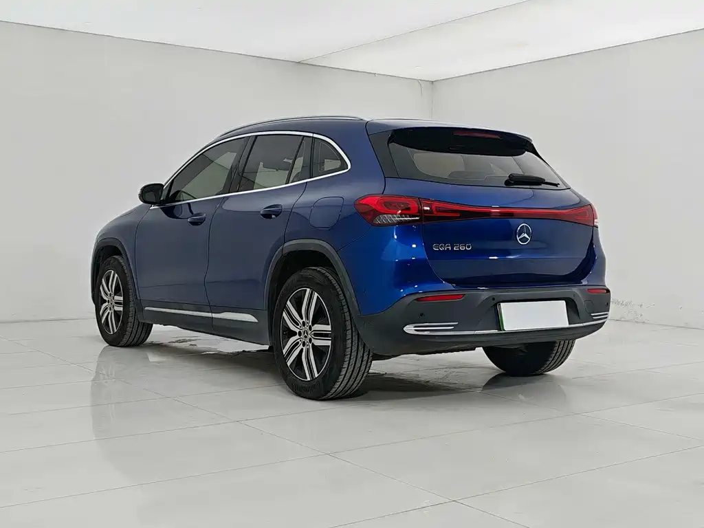 Mercedes-Benz EQA 2023