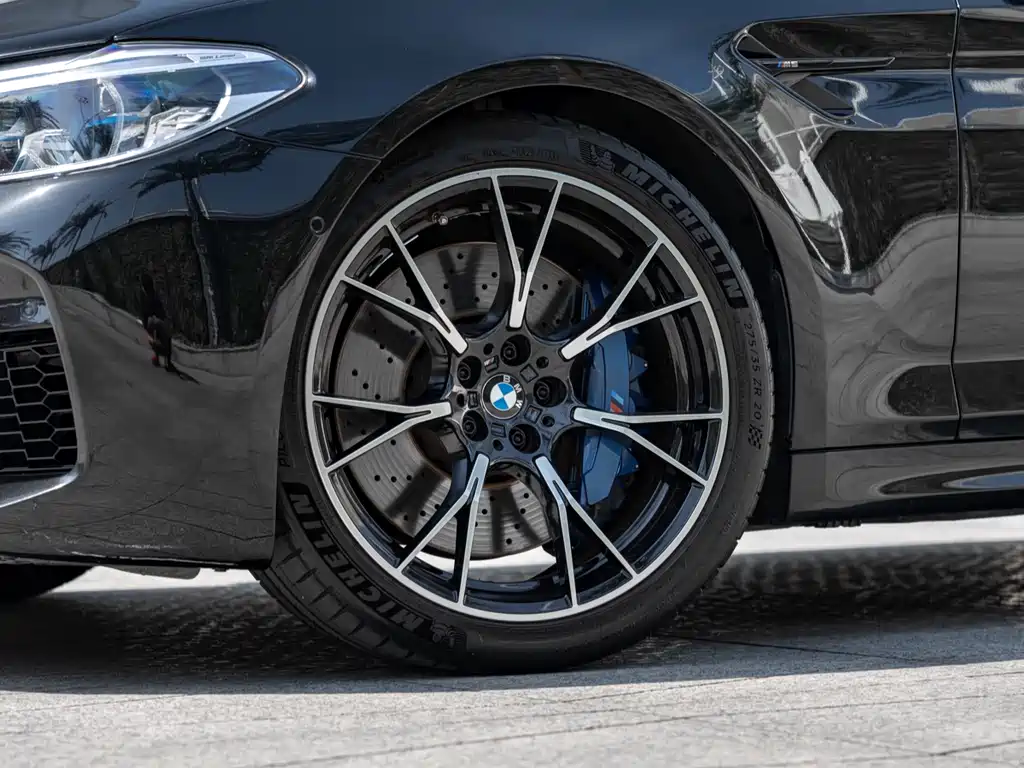 BMW M5 2020 — фото 8
