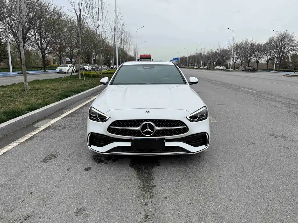 Mercedes-Benz C-Class 2023
